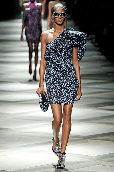 Look 46